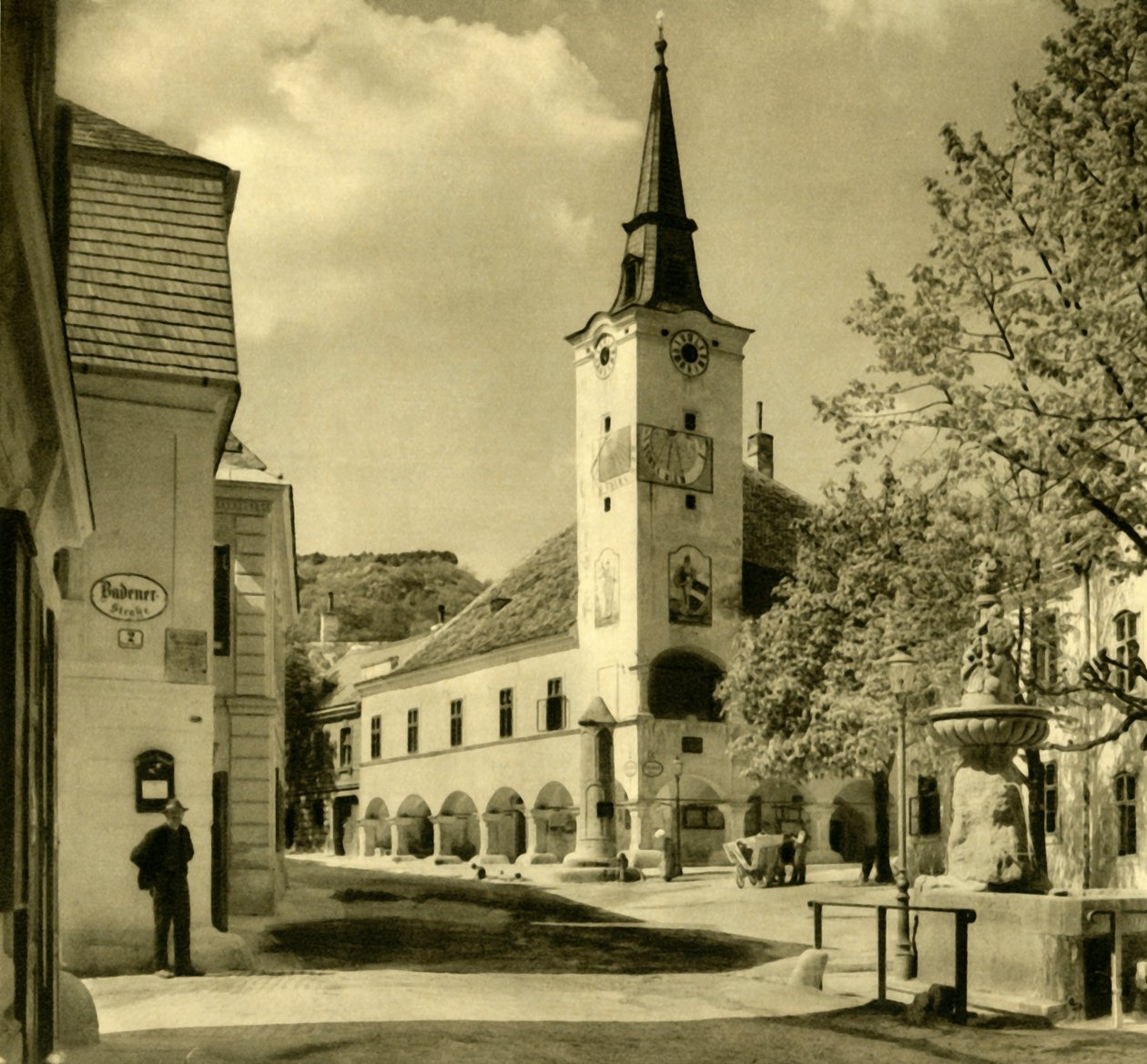 市政厅，下奥地利州默德林，Gumpoldskirchen，建于1935年。 作者 不明