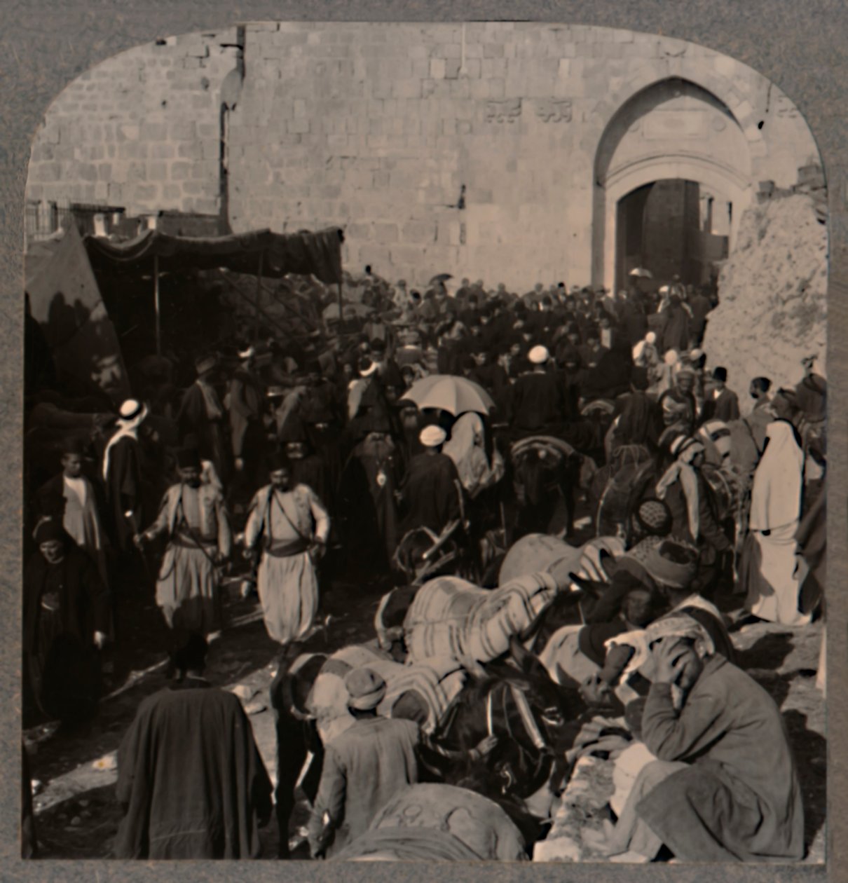 耶路撒冷，圣史蒂芬门（St. Stephens Gate），约1900年 作者 不明