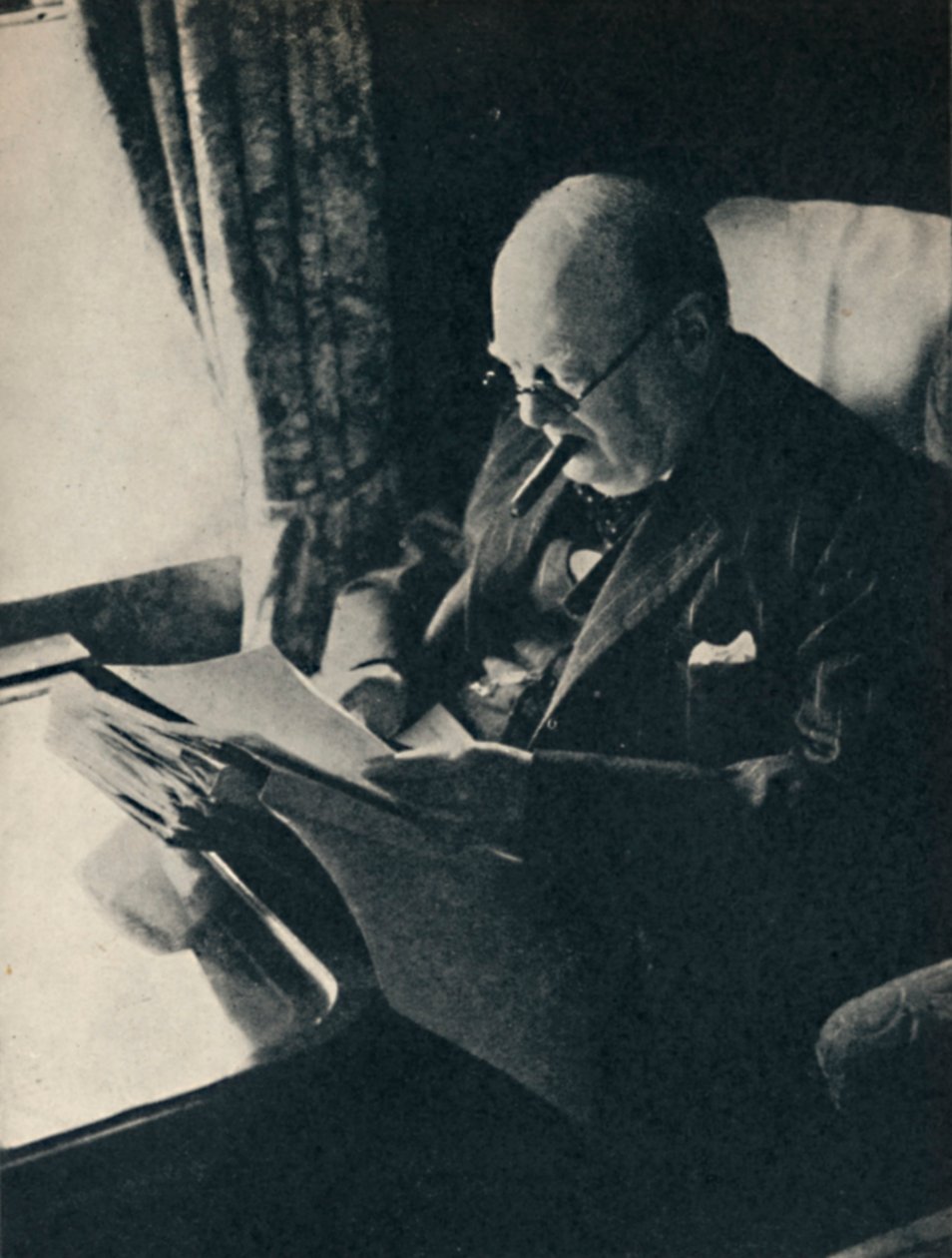 1940年代，1945年，环游英国。 作者 不明