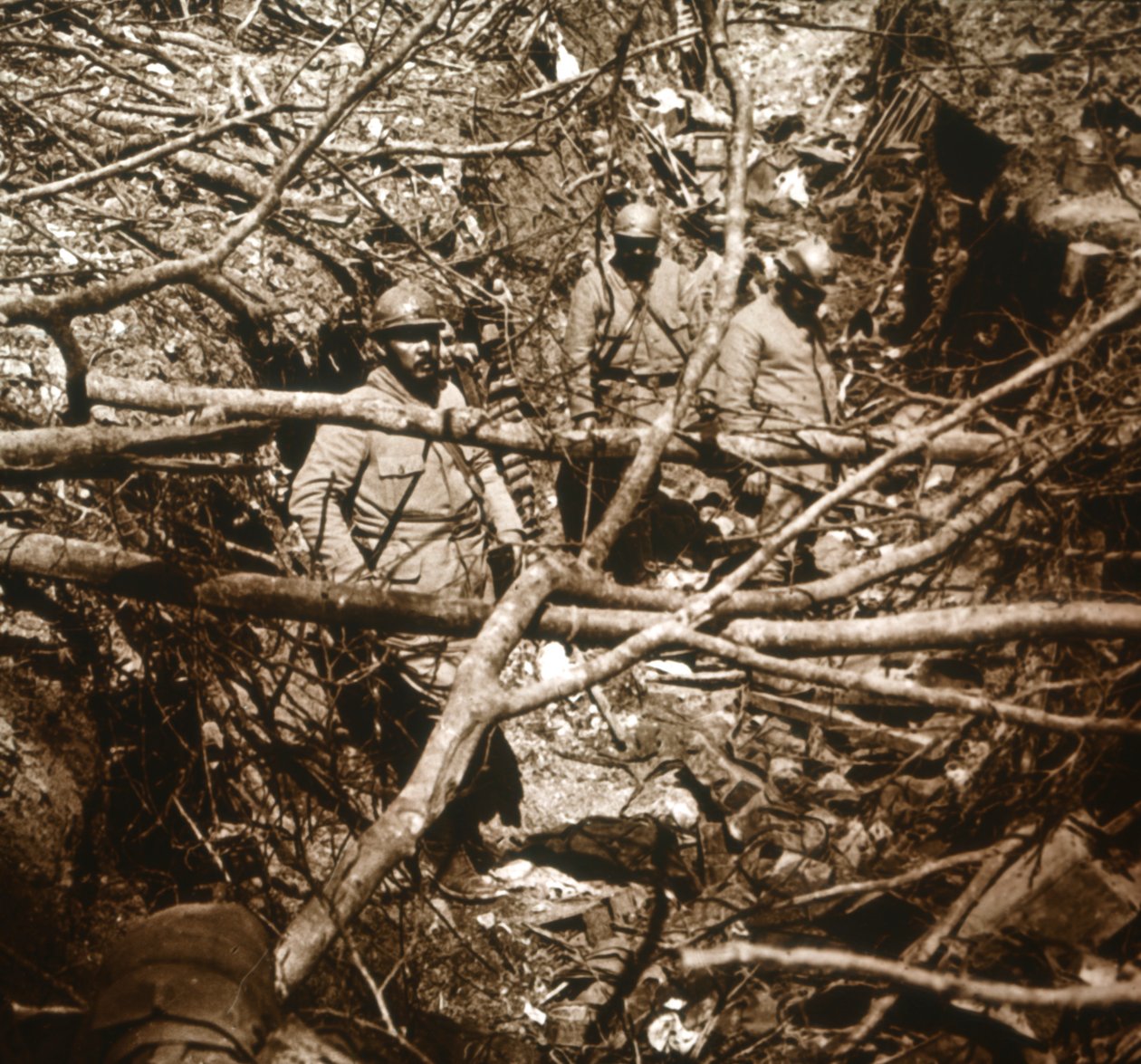 法国北部苏维尔堡前的战c，c1914-c1918 作者 不明