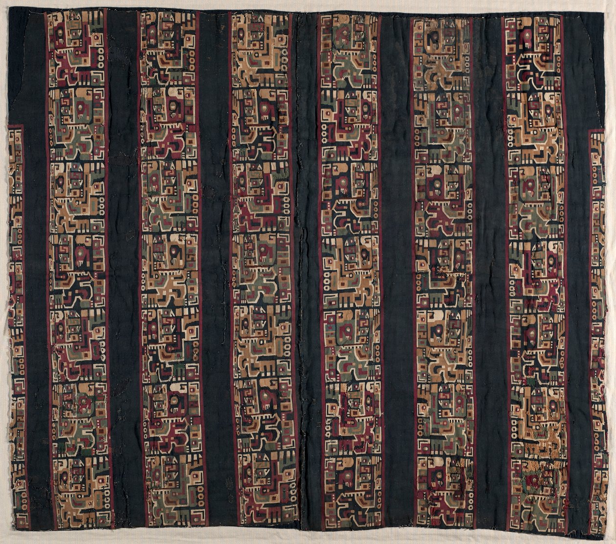 鸟头生物外衣碎片，600-1000。 作者 不明