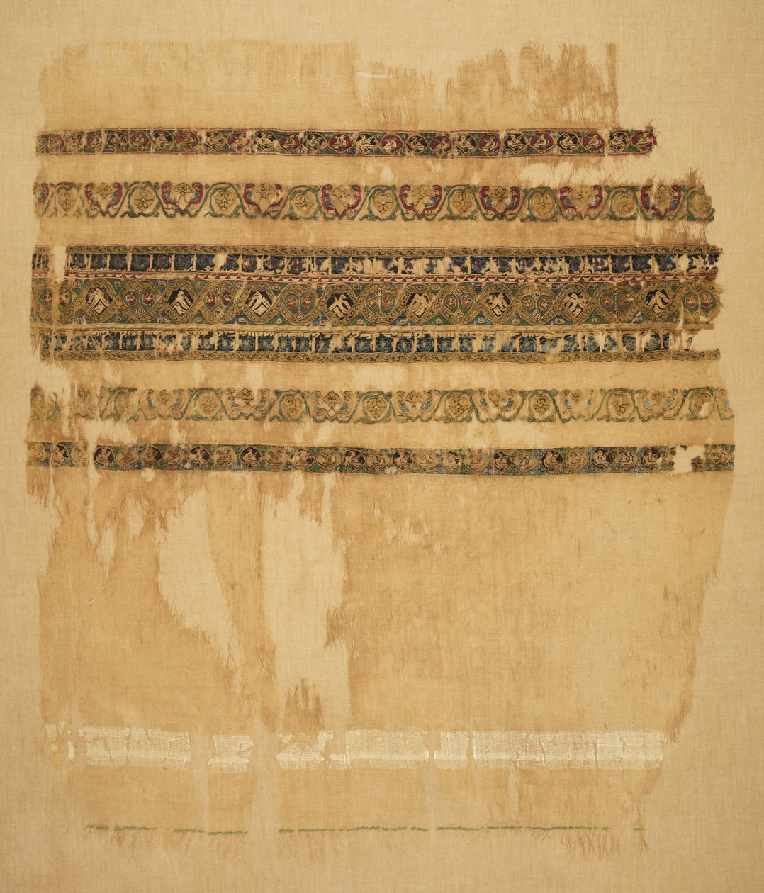 1094年，头巾或披肩以提拉子和黄金制成。 作者 不明