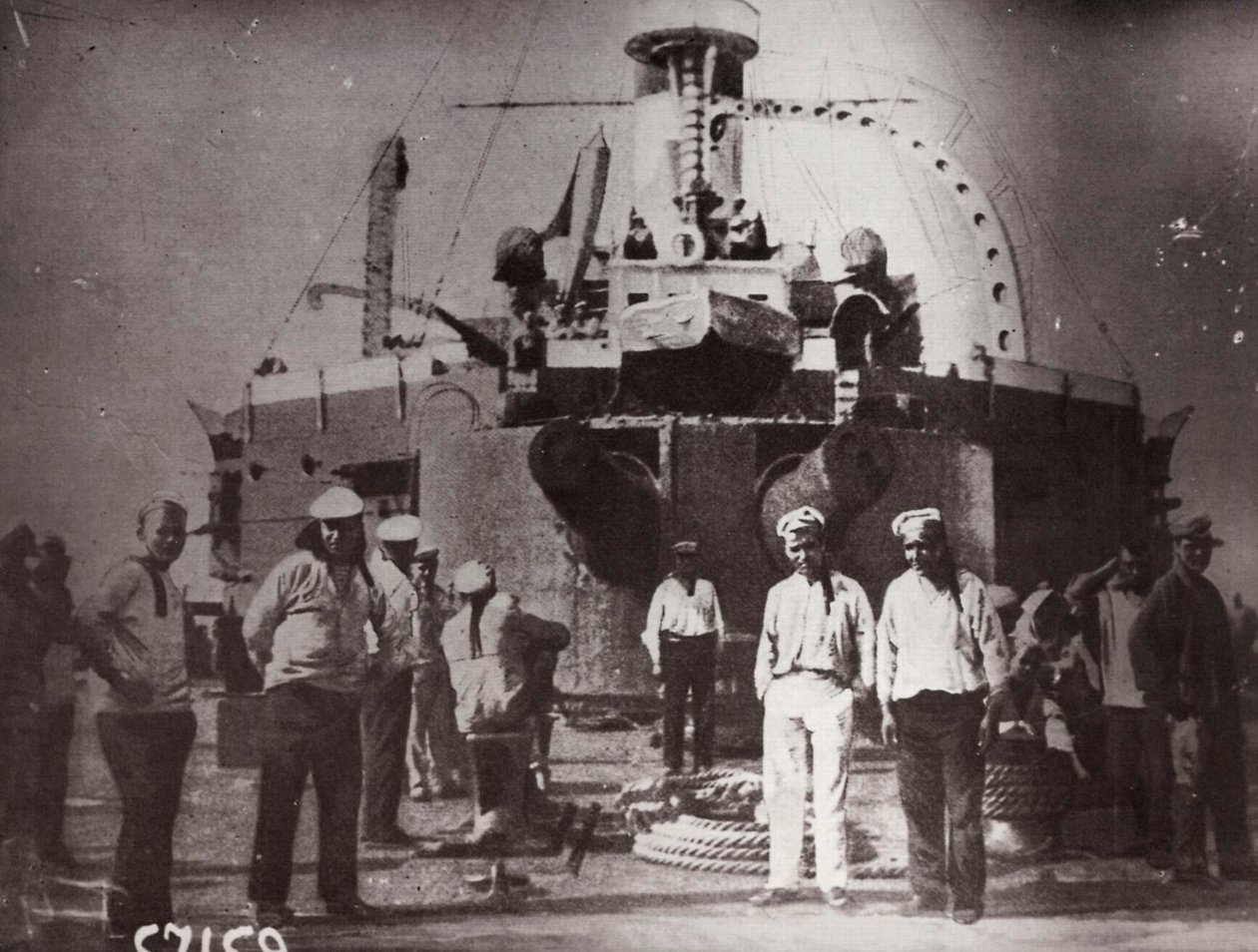 1905年在罗马尼亚康斯坦察的波特金号战列舰上起义 作者 不明