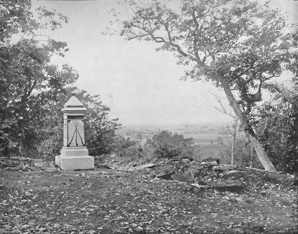 从宾夕法尼亚州葛底斯堡Culps Hill的视图，c1897年。 作者 不明