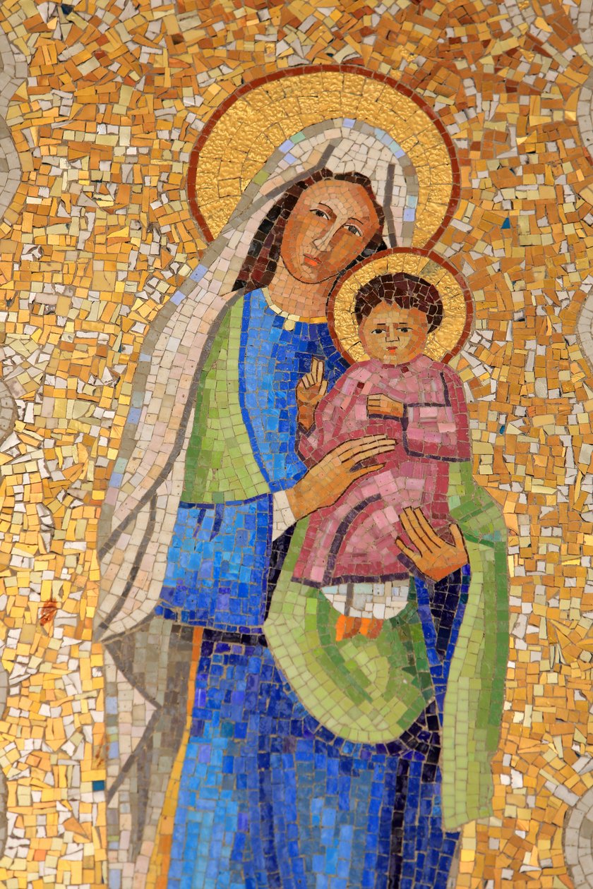 Virgin and child. Vietnam. Basilica of the Annunciation, Nazareth, Israel 作者 不明