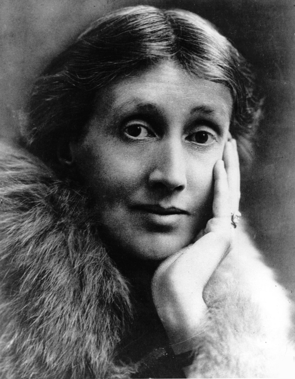 弗吉尼亚·伍尔夫（Virginia Woolf），英国作家，1930年代 作者 不明