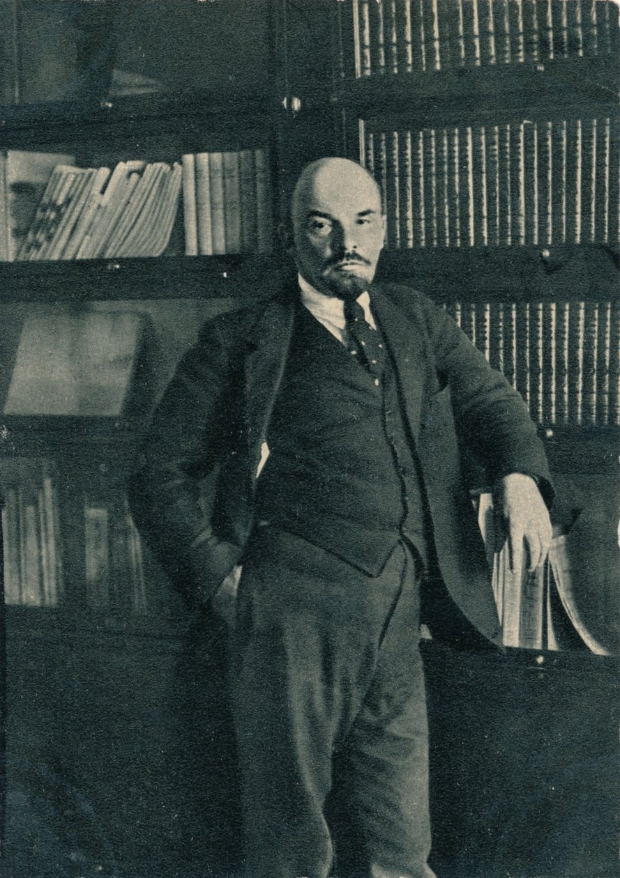 俄罗斯布尔什维克领导人弗拉基米尔·伊里奇·列宁，1918年10月在俄罗斯莫斯科的克里姆林宫 作者 不明