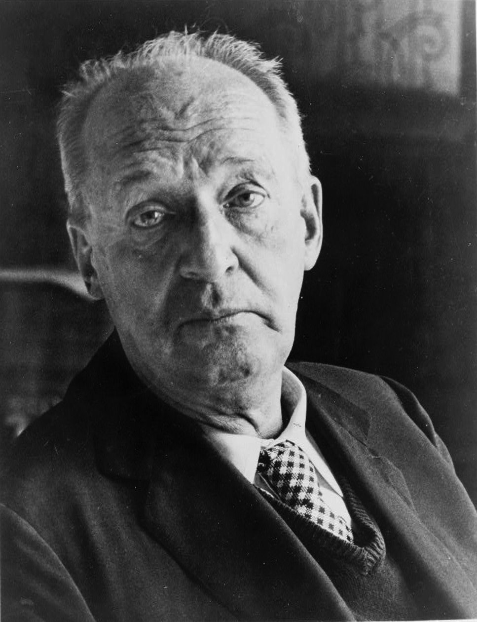 弗拉基米尔·纳博科夫（Vladimir Nabokov），俄罗斯作家，二十世纪 作者 不明
