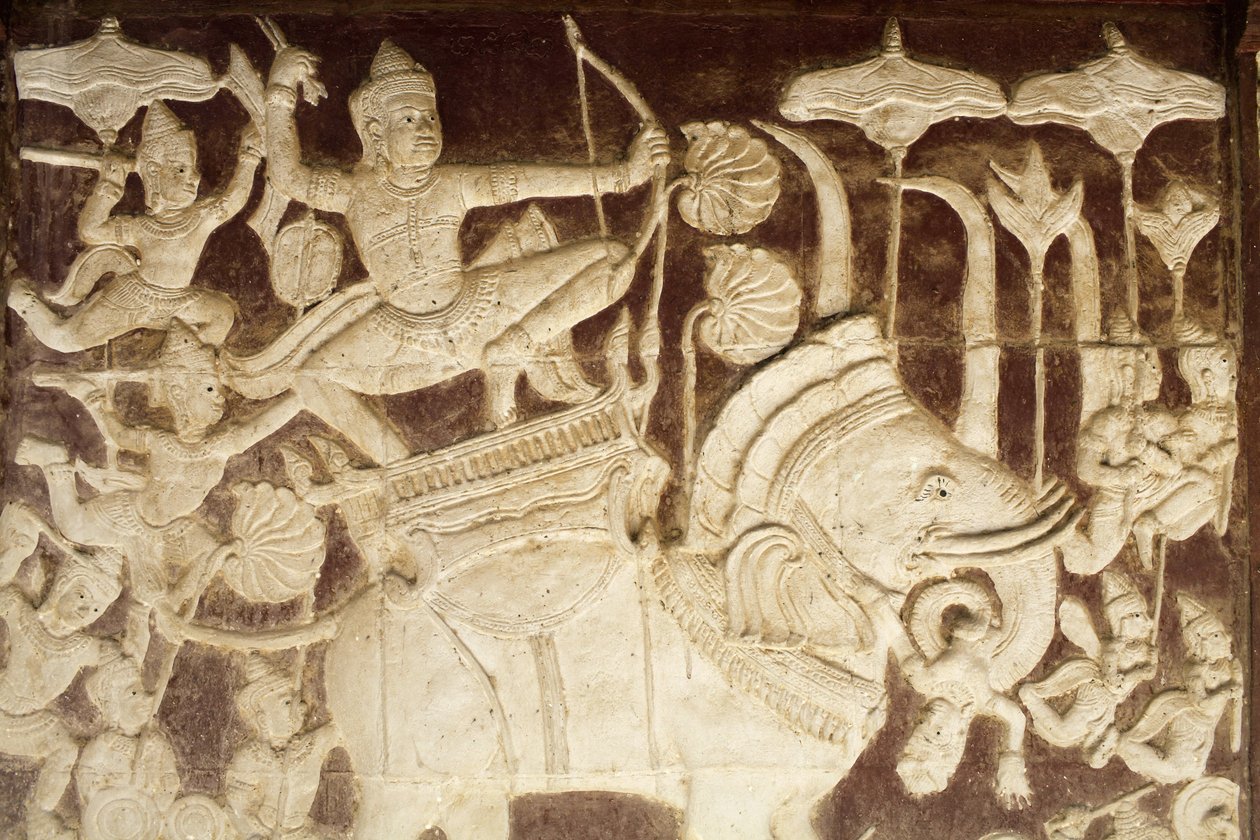 Wat Ounalom : sculpture depicting a battle scene from the Ramayana Phnom Penh Cambodge 作者 不明