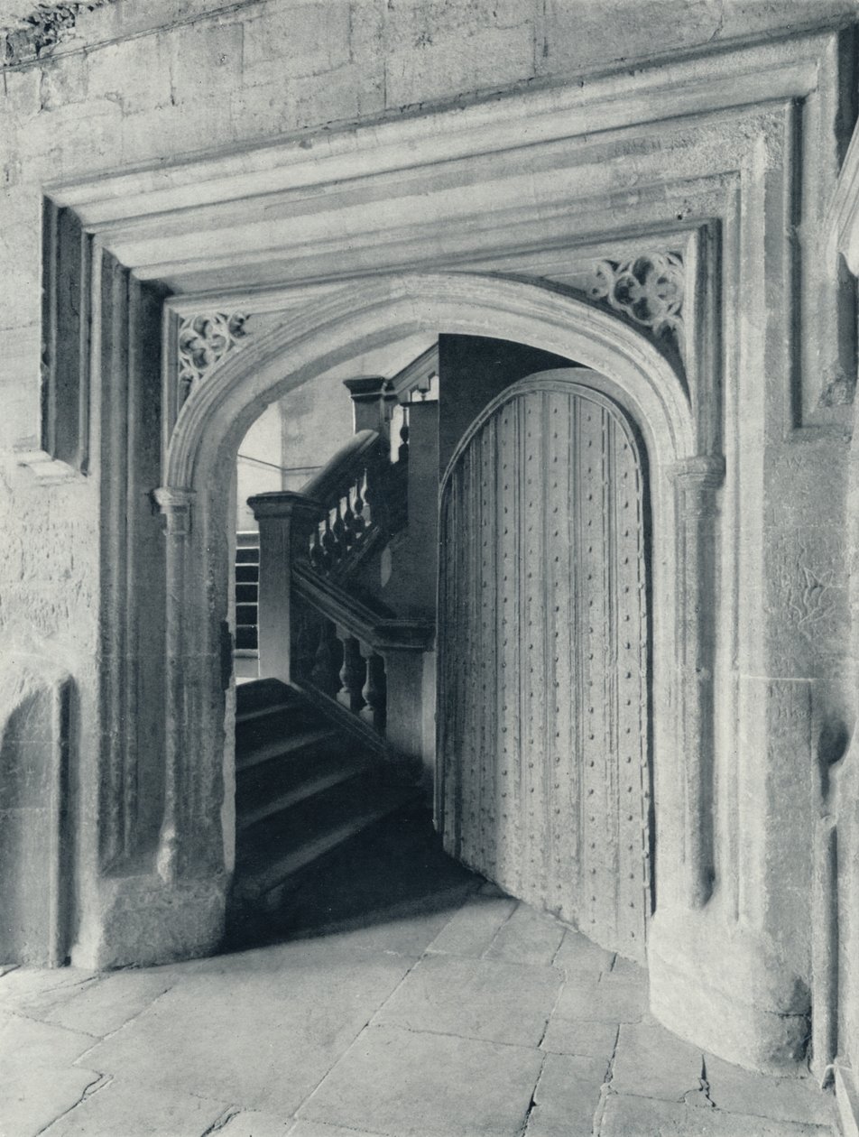 韦恩弗莱特斯北门，以及通往高中和前tech堂的十七世纪楼梯，1926年 作者 不明