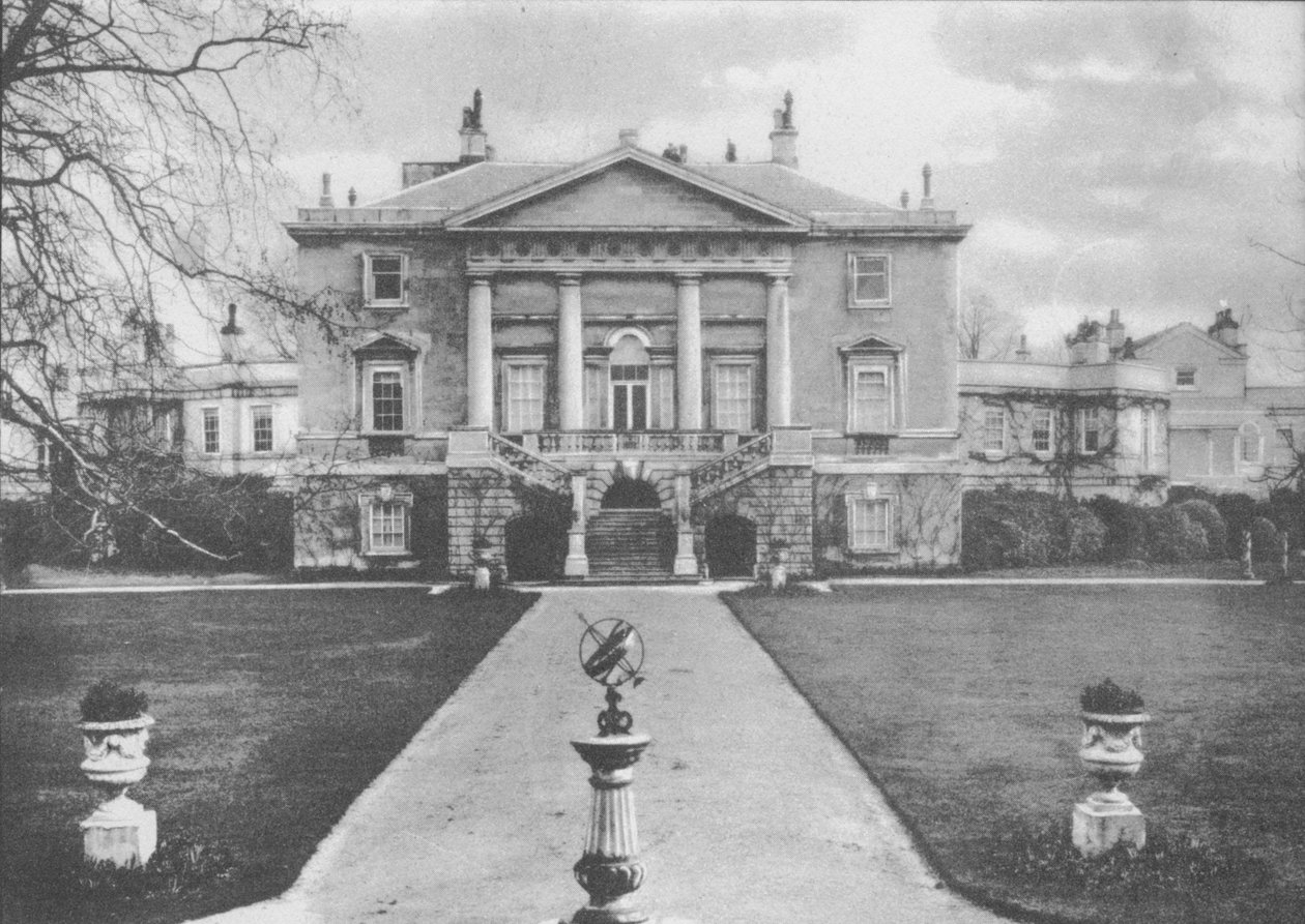 怀特洛奇（White Lodge）是玛丽皇后结婚前的住所，也是爱德华八世的出生地，1936年 作者 不明