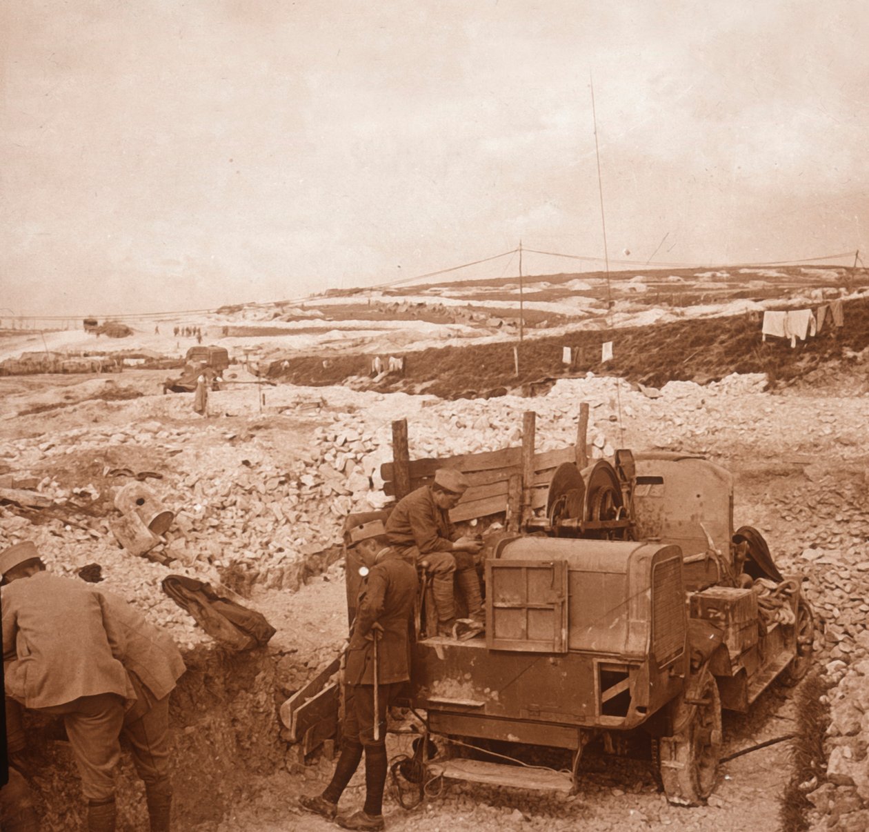 法国北部Genicourt的弹幕气球绞车c1914-c1918 作者 不明