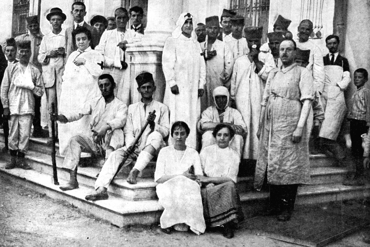 第一次世界大战，塞尔维亚红十字会照顾受伤的士兵，1914年 作者 不明