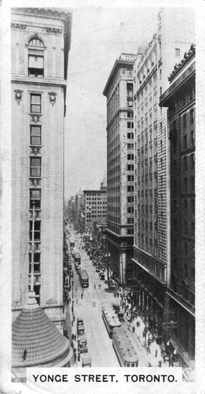 多伦多，加拿大，扬街（Young Street），建于1920年代 作者 不明