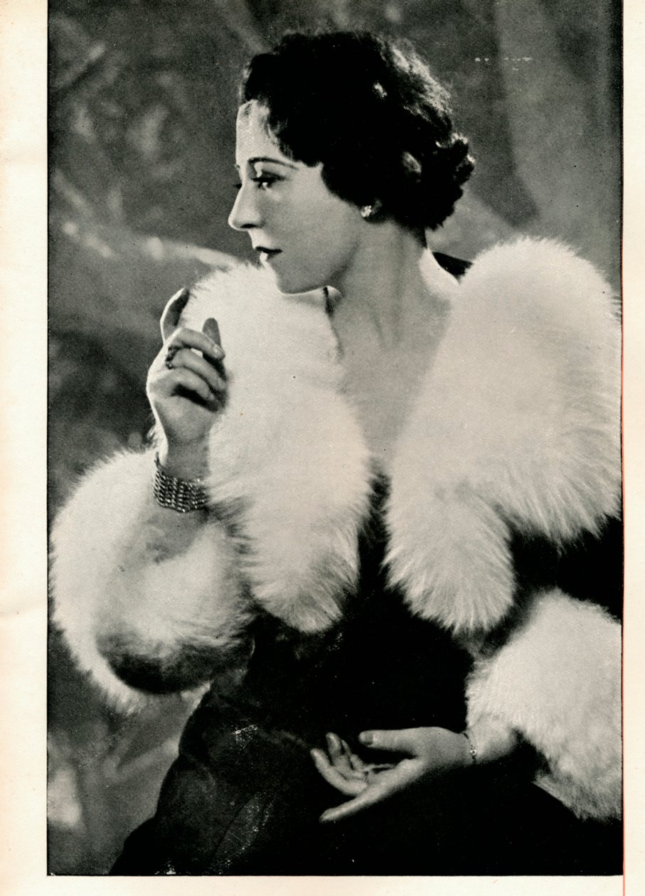 您的来电，Arnaud小姐和摊位一起喝鸡尾酒-啊，是的！没有展位Arnaud。，c1935 1935 作者 不明