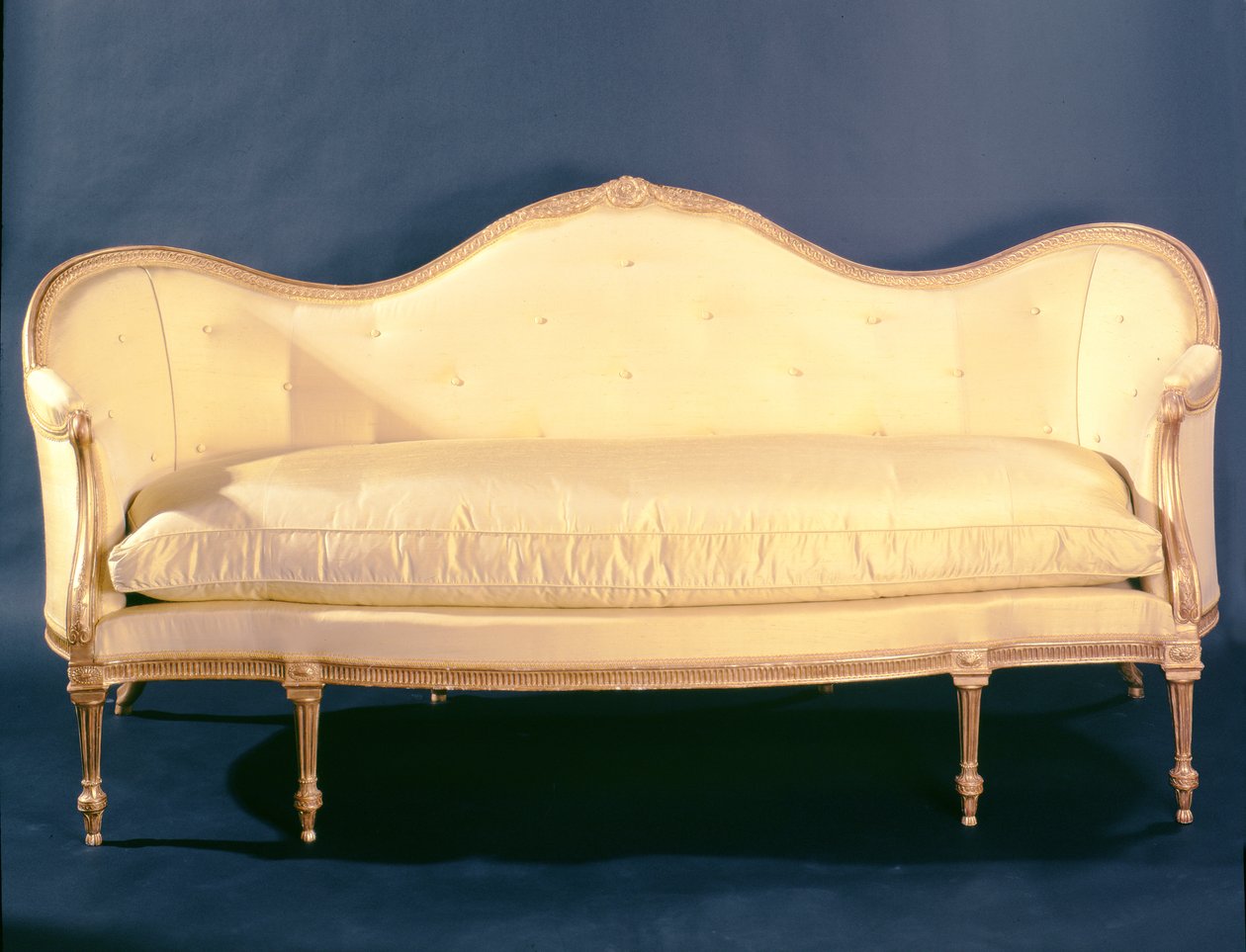 Adam style settee，c.1780（giltwood） 作者 未知未知