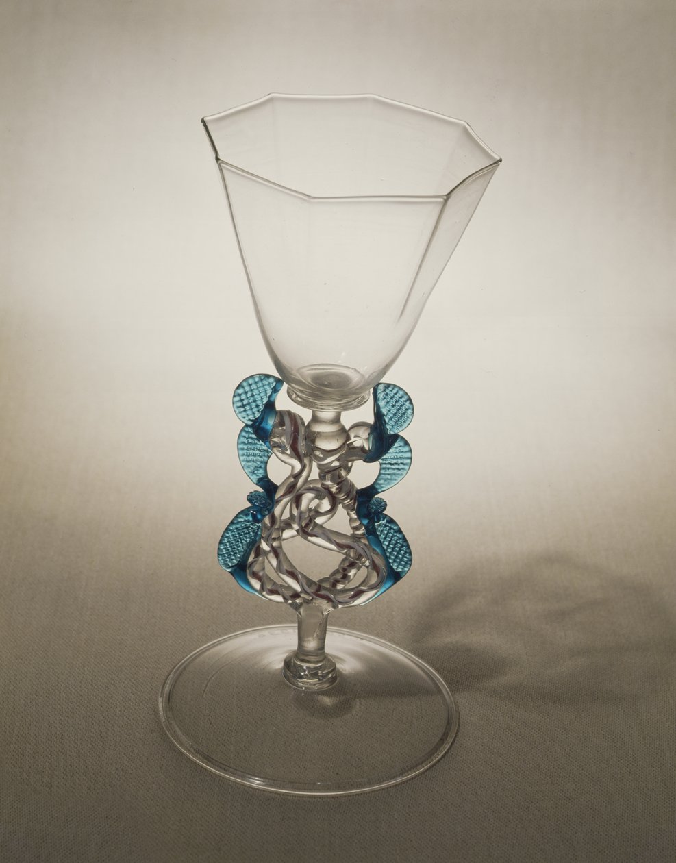 Facon de Venise龙梗高脚杯，17世纪 作者 未知未知