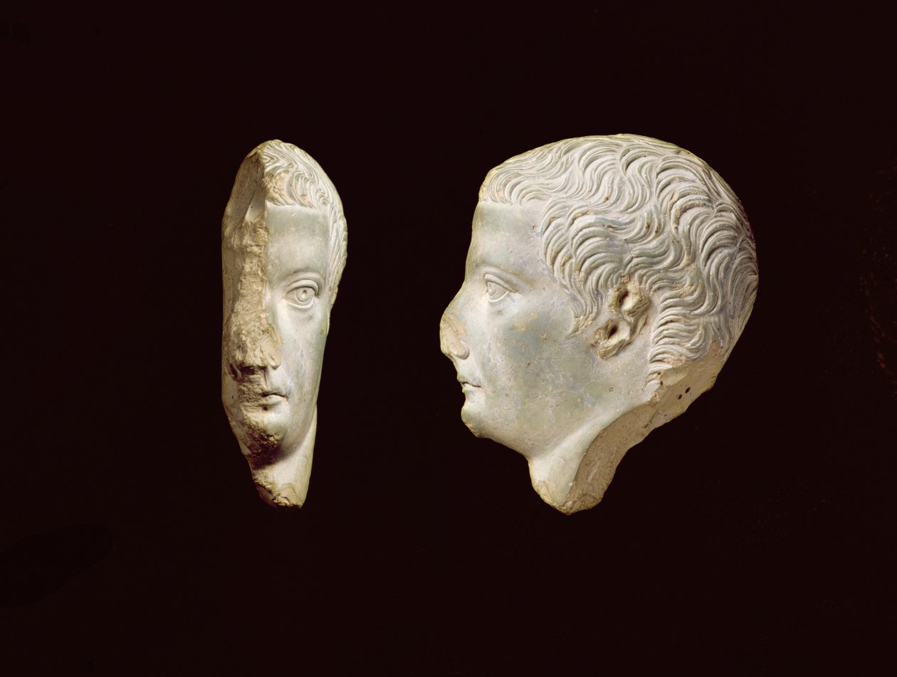 A Relief Boss Profile Portrait of the Emperor Tiberius (14-37) 1st century (frit) 作者 不明