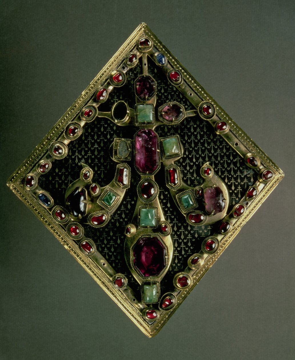 Fleur-de-lys clasp traditionally said to have belonged to King Louis IX of France (St. Louis) (1215-70) c.1365-67 (gold and precious jewels) 作者 不明