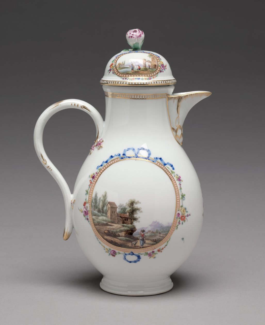 迈森瓷器厂制造的带盖水罐，1774-1814年 作者 不明