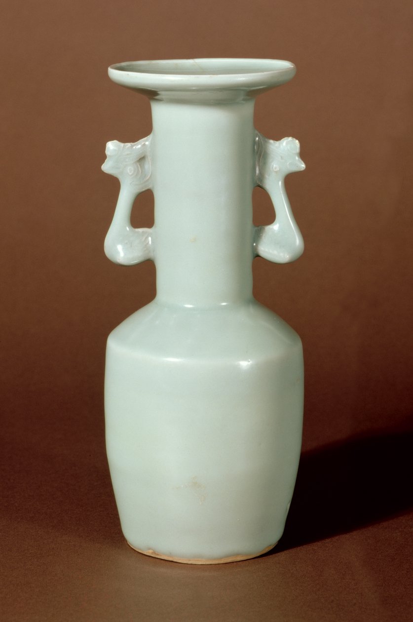 宋代（960-1279）12-13世纪龙泉青釉凤柄槌形花瓶（瓷器和灰/绿釉）