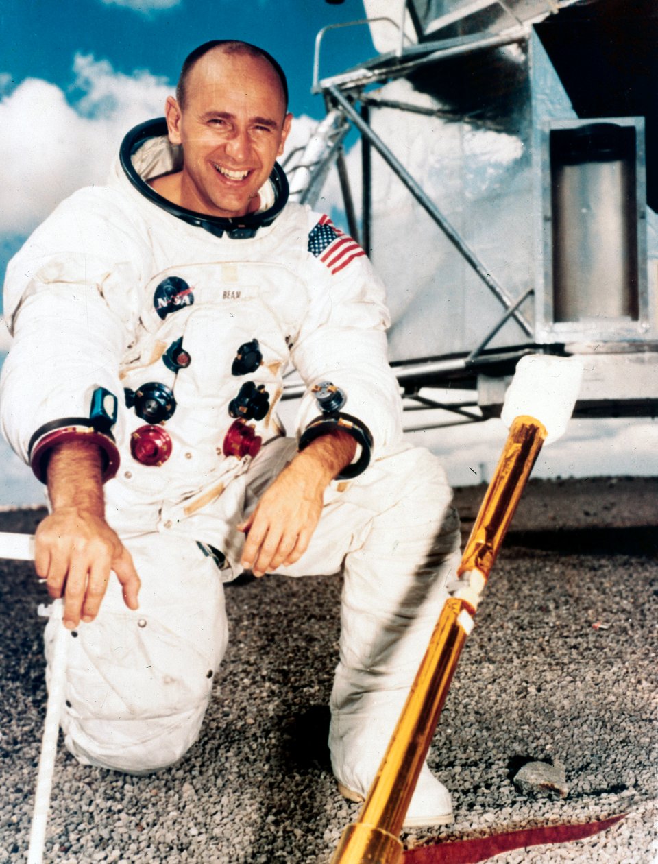 载人航天飞行, 美国, 阿波罗12号 阿波罗12号宇航员Alan Bean 作者 不明