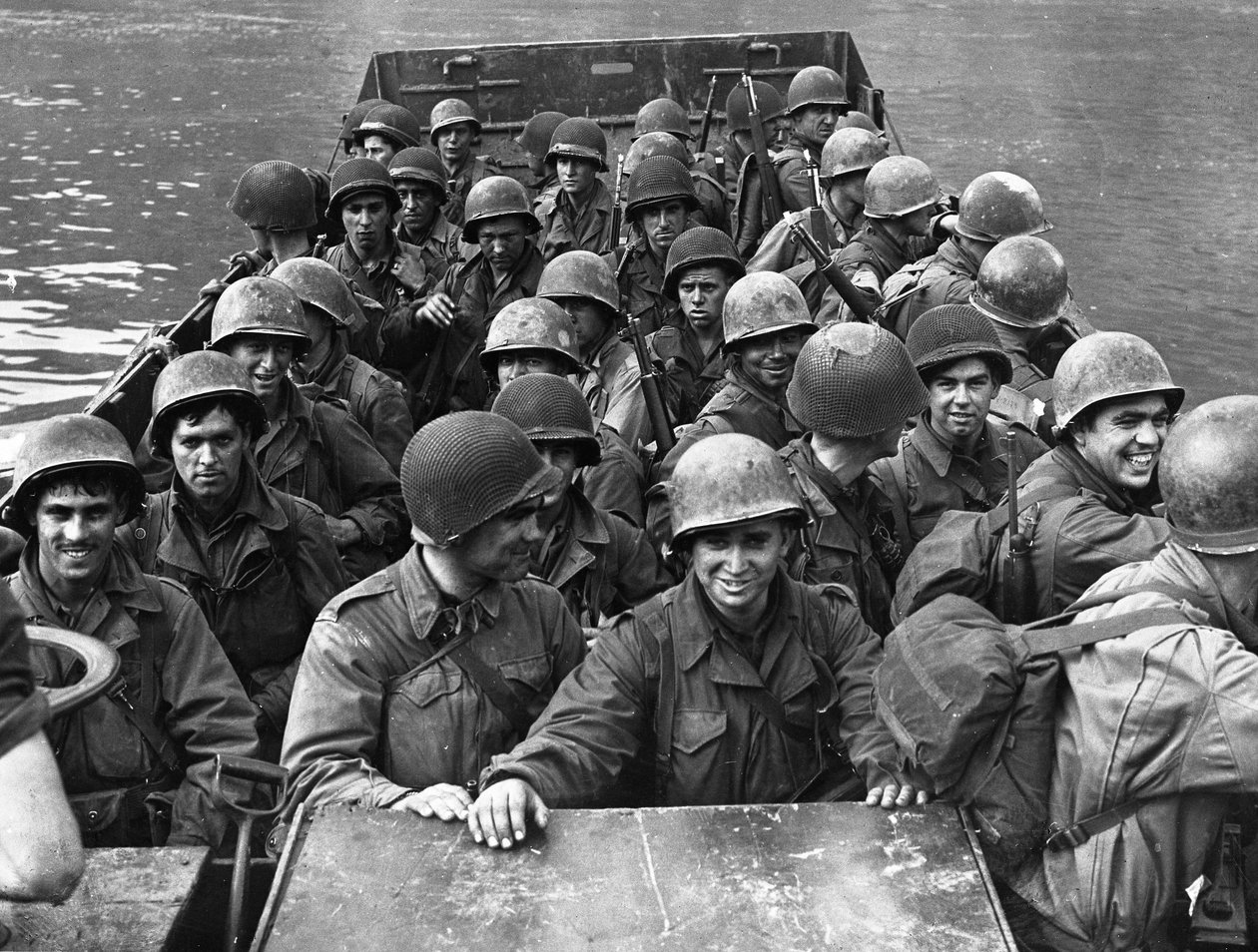 第二次世界大战（1939-1945） - 第二次世界大战（WWII or WW2）：3月22日科布伦茨附近的博帕德（德国） 作者 不明