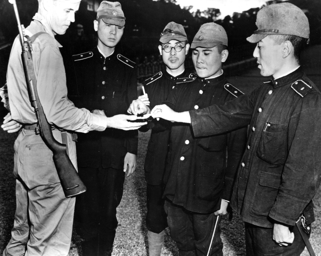 第二次世界大战（1939-1945） - 第二次世界大战（WWII or WW2）：东京（日本）9月5日 作者 不明