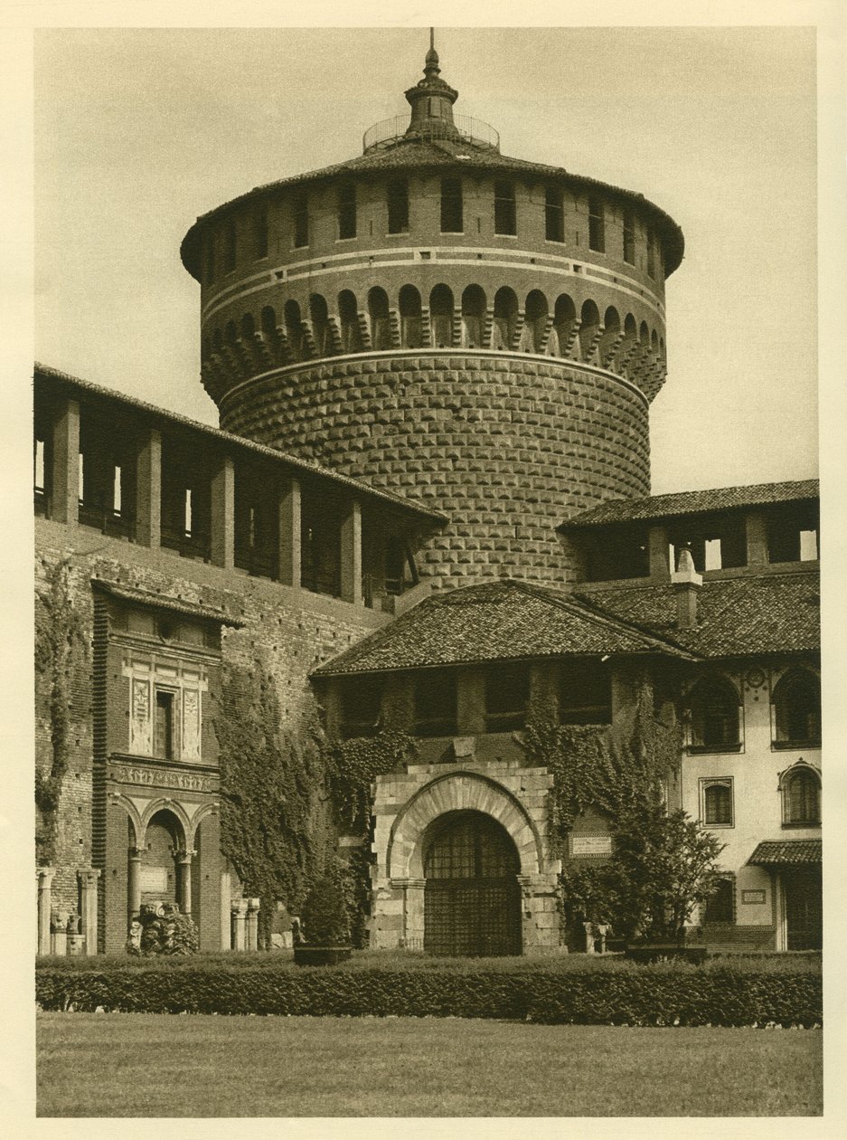 米兰的斯福尔扎城堡（Castello Sforzesco）的院子景观 作者 不明