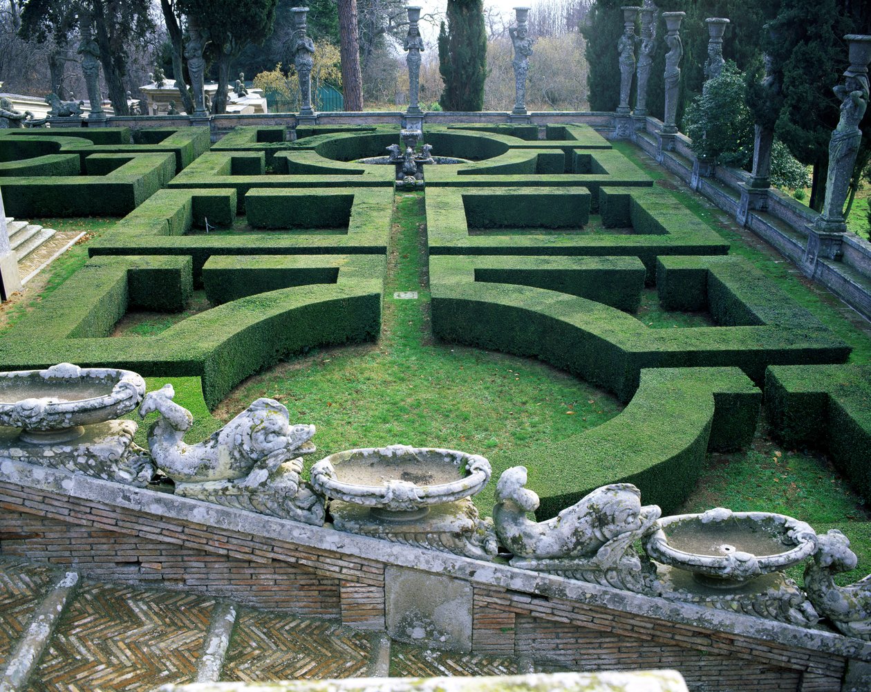 由 Giacomo del Duca（c.1520-1604）c.1584-6（照片）设计的赌场或“Palazzina”前的上层花园景观 作者 不明