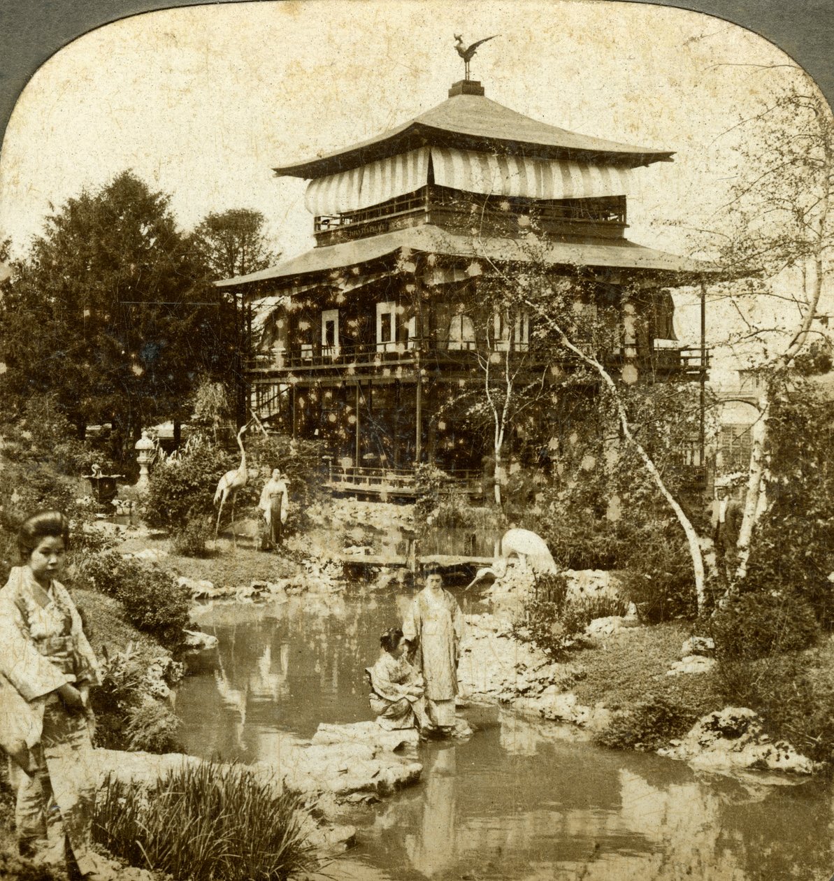 1904年，美国密苏里州圣路易斯世界博览会上的日本花园。 作者 安德伍德和安德伍德