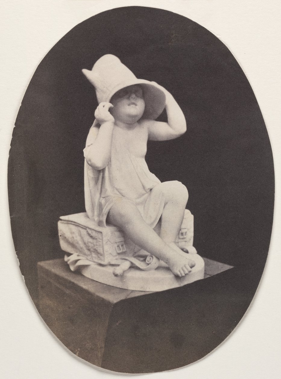戴大帽子的青年雕像，出自约翰-R-约翰斯顿的画册，1857年之前。 作者 身份不明的摄影师。