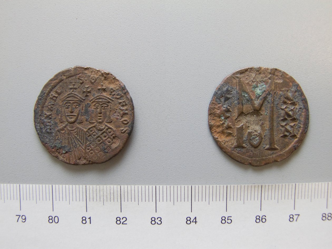 迈克尔二世的 Follis（40 Nummi）；来自未知的 Theophilus I 作者 不明