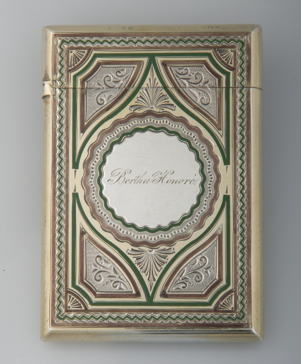 Bertha Palmer 的卡片包，约 1865 年，925 纯银，珐琅，制造商未知 作者 未知艺术家