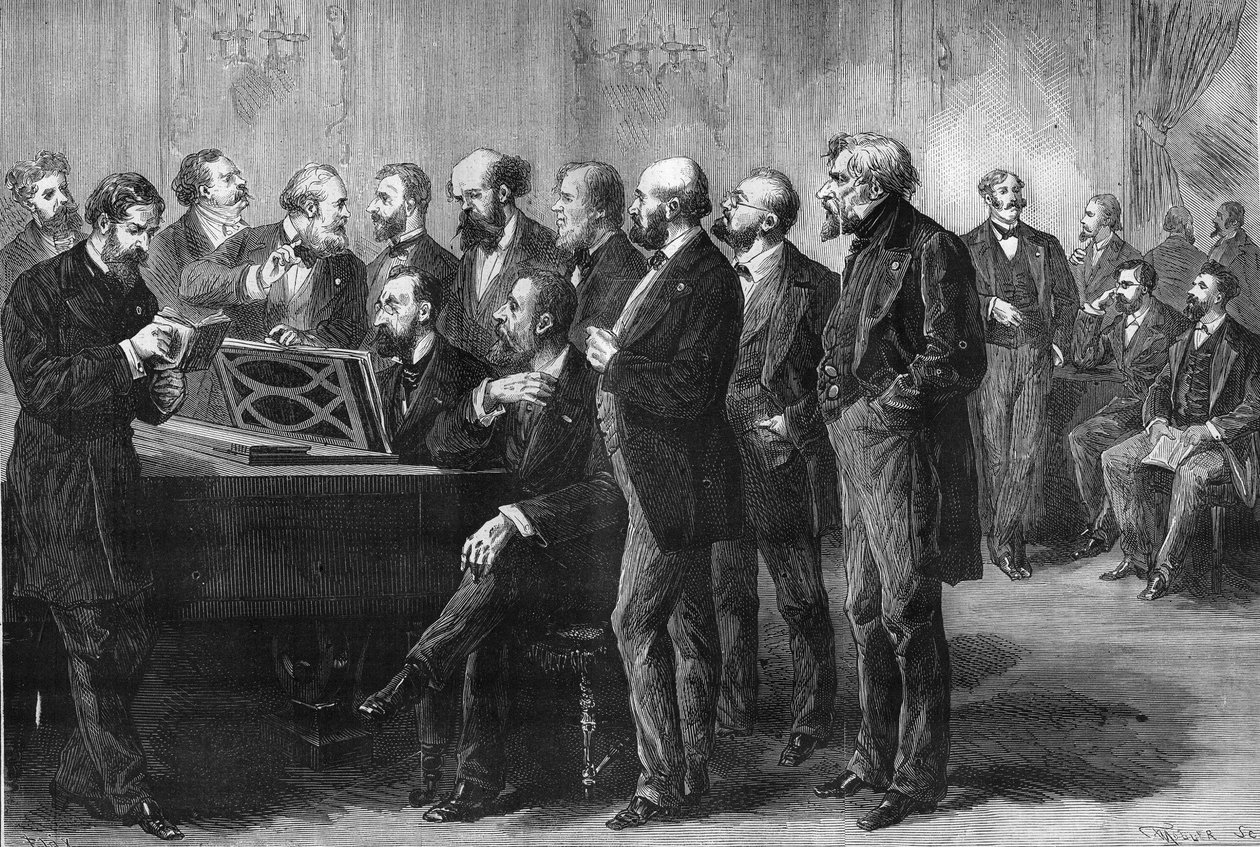 1878年的巴黎市音乐比赛。评审团在卢森堡宫审查 "Pardis lost "和 "Mug "的乐谱。从左到右。柱子、佩兰、谢鲁弗里尔、古诺、布兰格、卡米尔-圣-桑斯（Saint-Saens）、勒内普沃、沃科尔贝 作者 未知艺术家