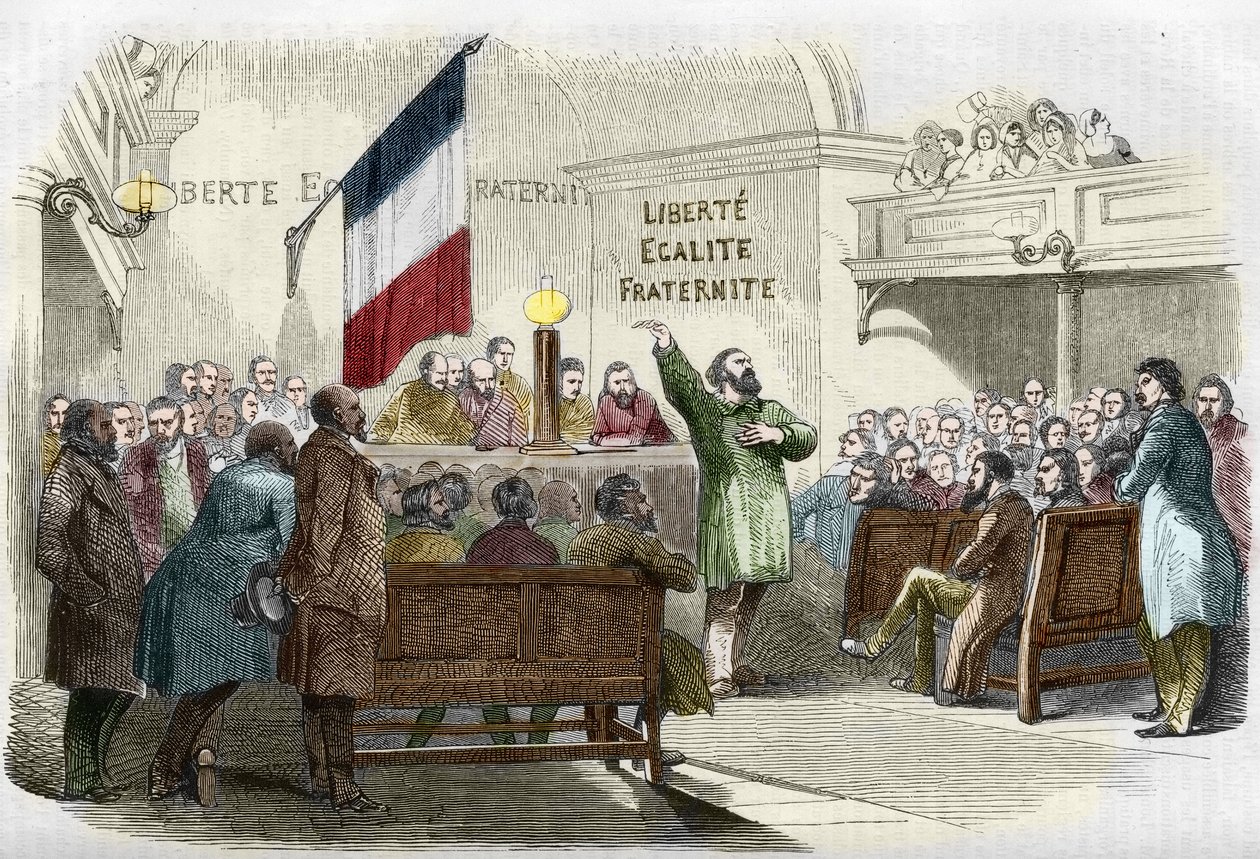 1848年的革命。1848年在巴黎举行的共和党俱乐部会议。墙上写着共和党的格言 "自由、平等、博爱"。(在共和党俱乐部开会)。19世纪的雕版画。 作者 未知艺术家