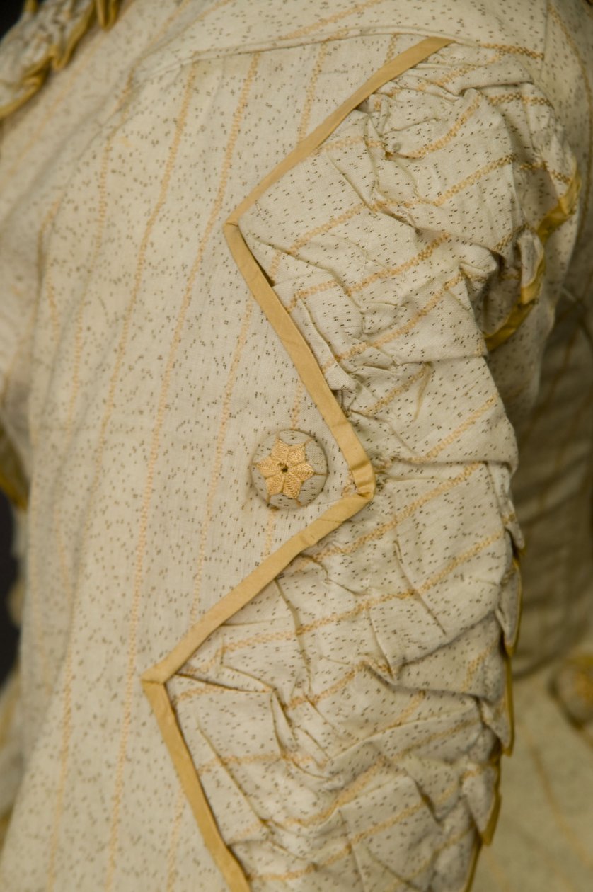 Trousseau dress 作者 未知艺术家