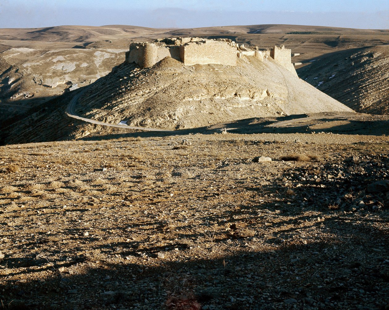 View of Karac el Chobac, crusader castle on the eastern side of the Arabah 作者 未知艺术家