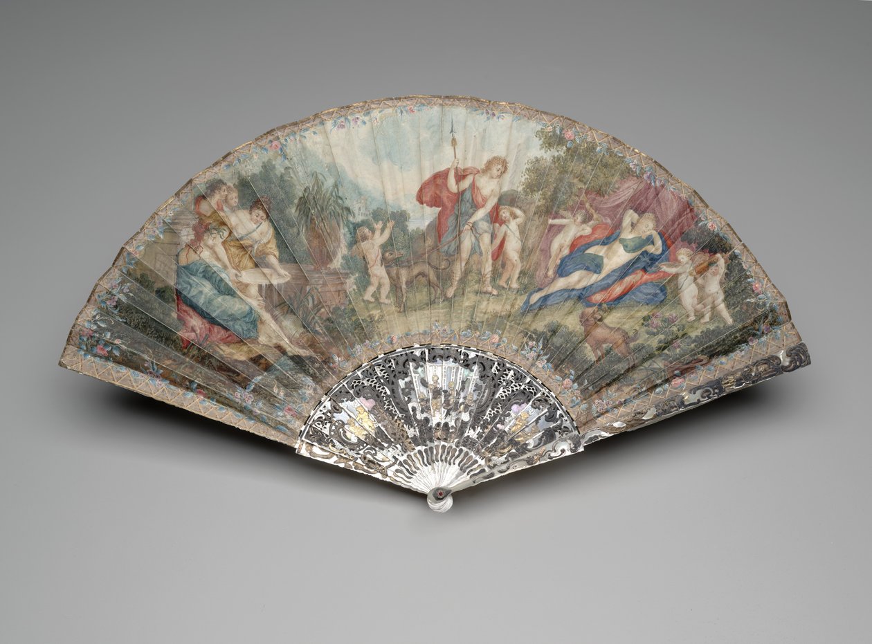 弗朗切斯科·阿尔巴尼（Francesco Albani）之后的折扇，上面有“丘比特带到金星的阿多尼斯”，约1720年代至1730年代，护卫和棍棒约1740年代至1750年代（双牛皮纸上的水粉和水彩画，珍珠母贝，烫金和粘贴宝石） 作者 未知艺术家