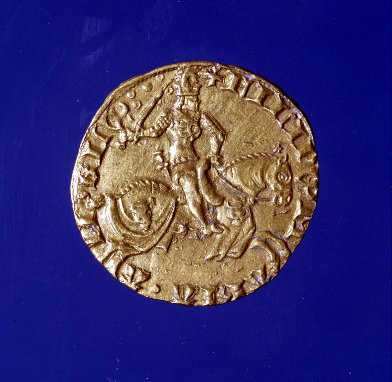 带有 Filippo Maria Visconti（1392 - 1447）雕像的金币。 作者 未知艺术家