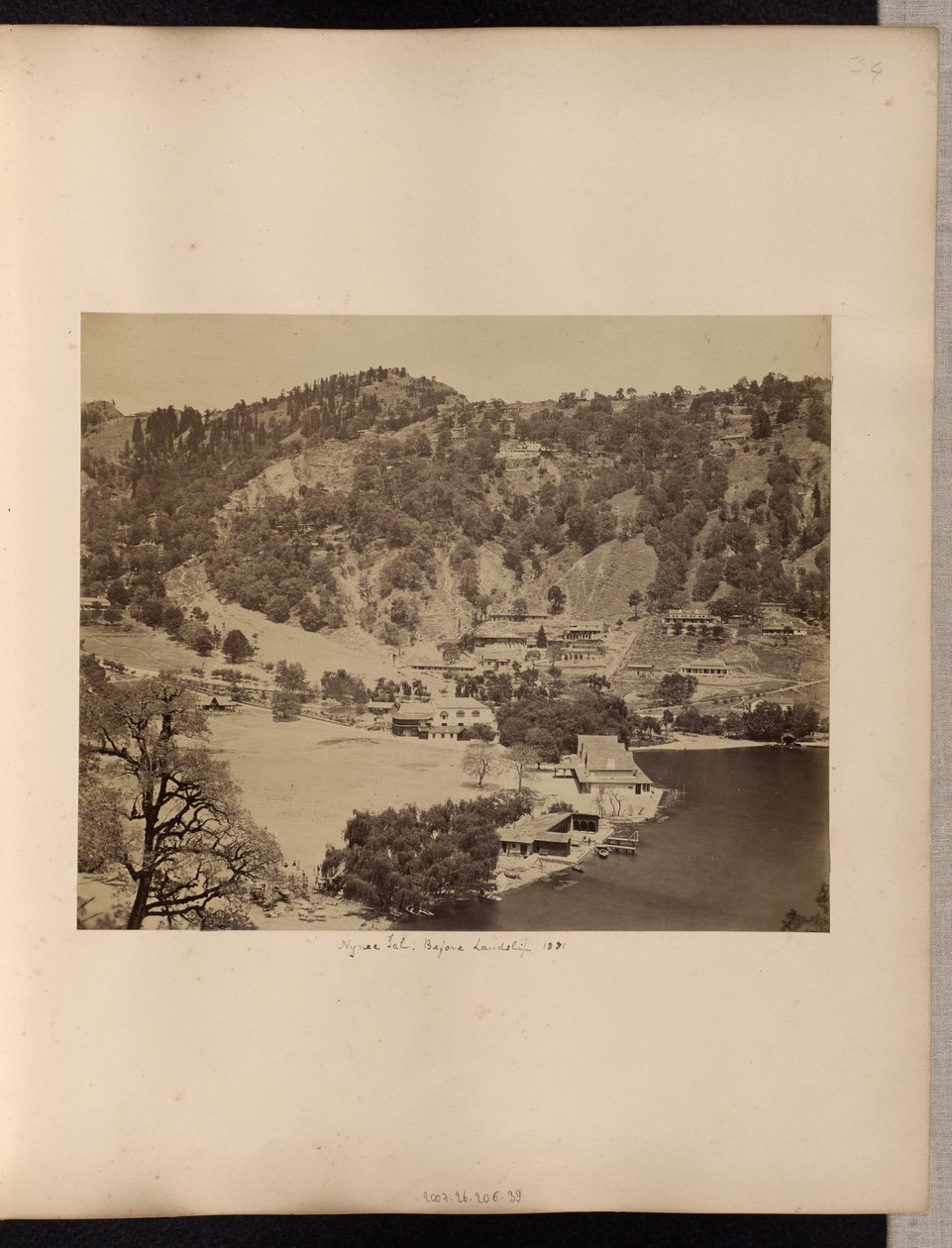 尼尼塔尔，山崩前，1881 年 作者 未知艺术家