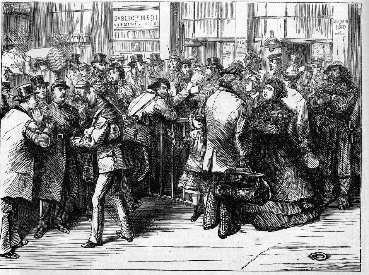 1871 年的巴黎公社。由联邦（公社）对乘坐北方铁路离开巴黎的人进行护照验证。 作者 未知艺术家