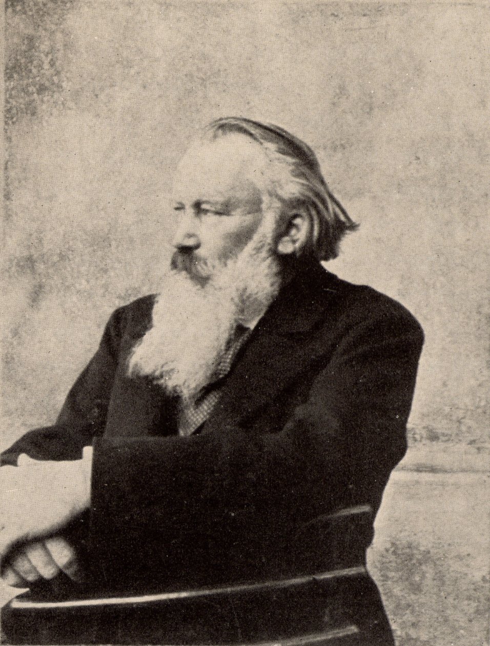 约翰内斯-勃拉姆斯（1833-1897 年），德国作曲家。1895 年 10 月 6 日摄于维也纳的签名照片（半色调）（印刷品） 作者 未知的摄影师