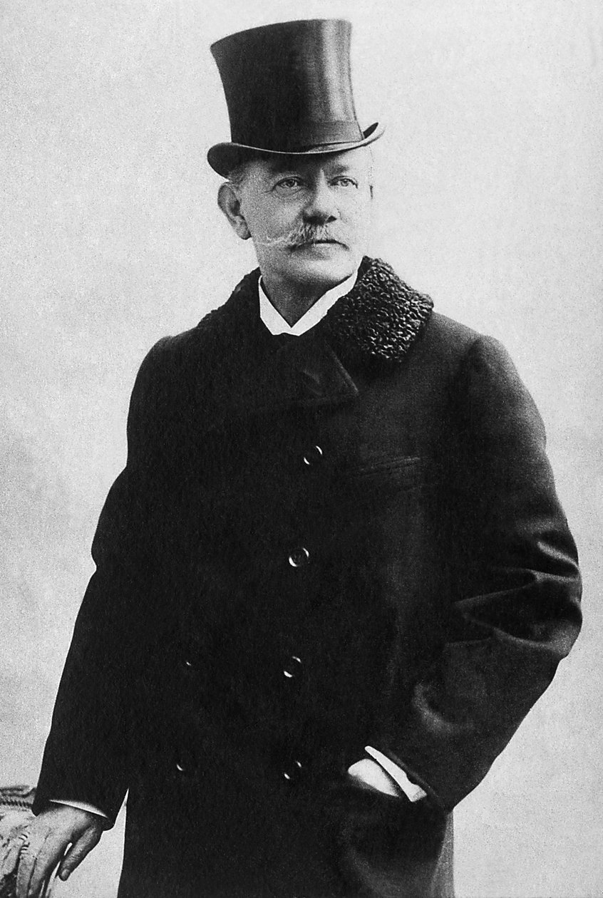 迈克尔·尼古拉耶维奇·穆拉维耶夫伯爵 (1845-1900) 俄罗斯政治家的肖像。 摄影，20 世纪初。 作者 未知的摄影师