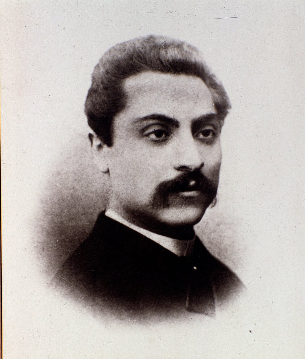 Portrait of Giuseppe Martucci (b/w photo) 作者 未知的摄影师