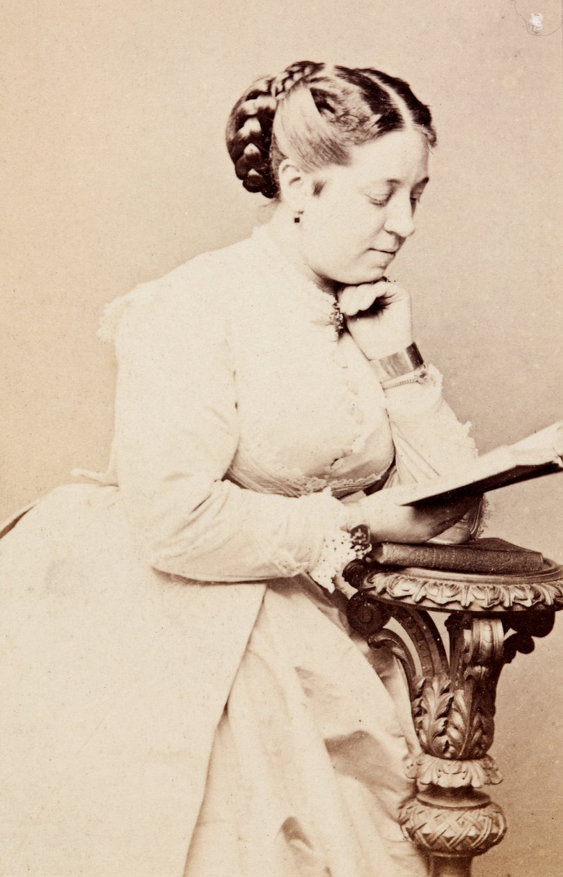Therese Tietjens 的肖像，约 1860 年代（黑白照片） 作者 未知的摄影师