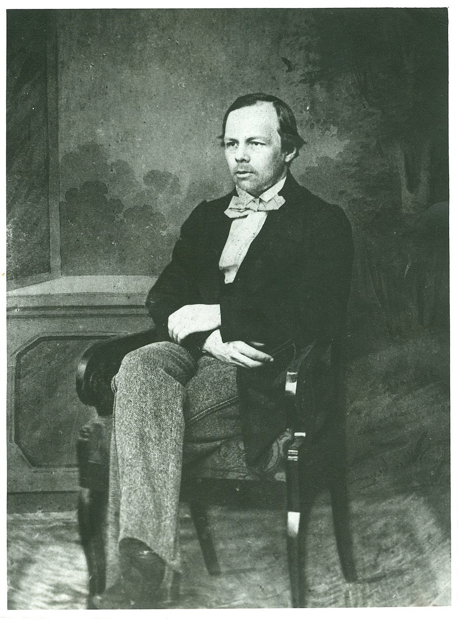作者 Fyodor Mikhaylovich Dostoyevsky (1821-1881) 的肖像，匿名 作者 未知的摄影师