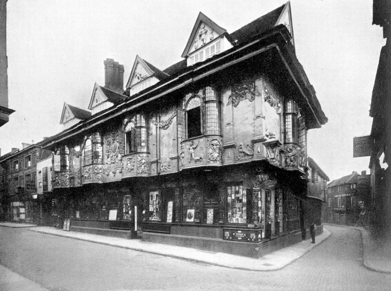 1924-1926年，英格兰萨福克郡伊普斯威奇古屋。 作者 情人有限公司