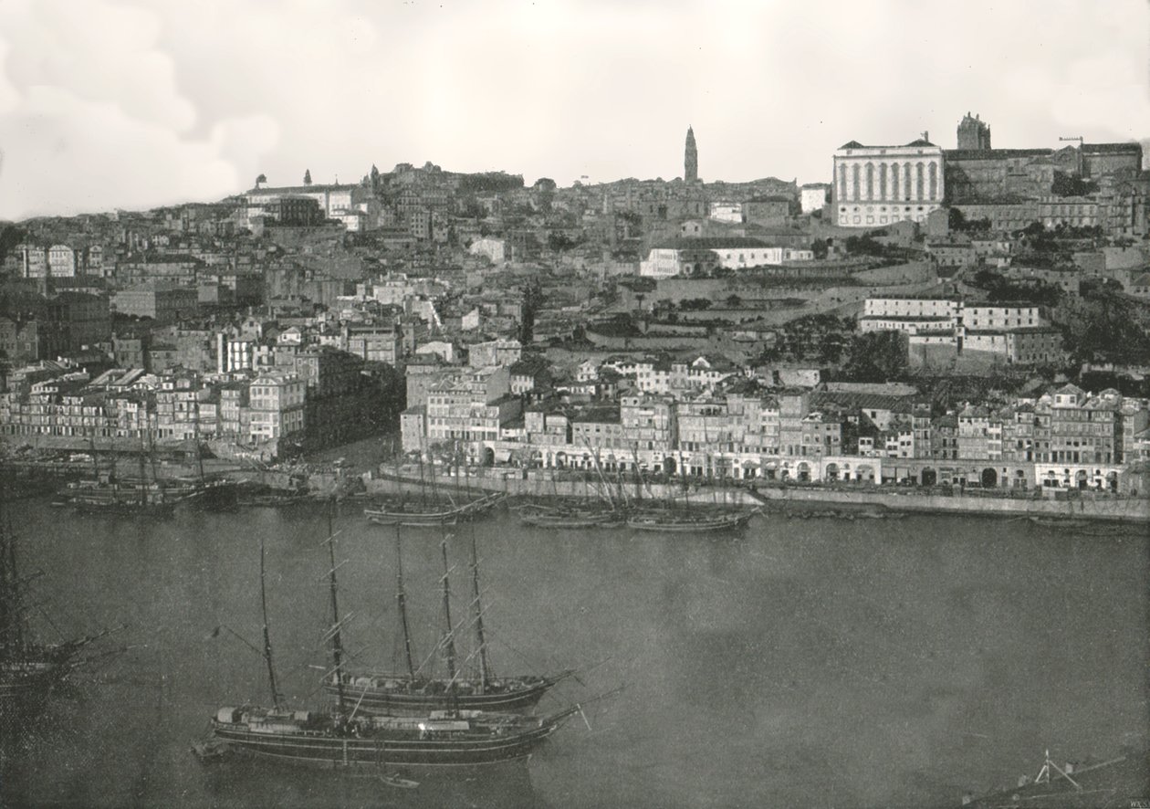 葡萄牙波尔图市的全景，1895年。 作者 W和S有限公司