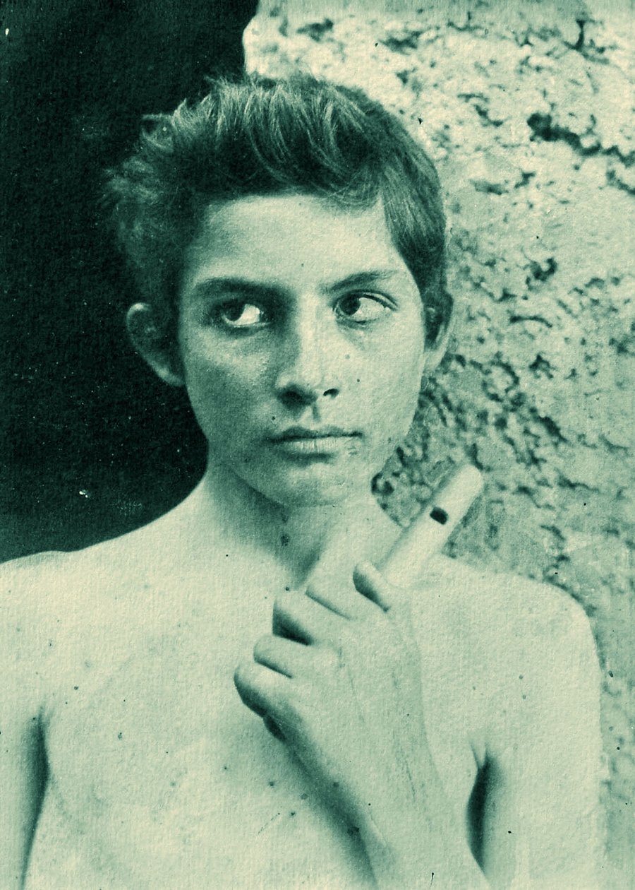 拿着长笛的一个西西里人的男孩的画象，c。 1899年 作者 威廉·冯·格洛登男爵